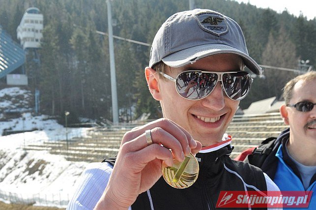 001 Kamil Stoch